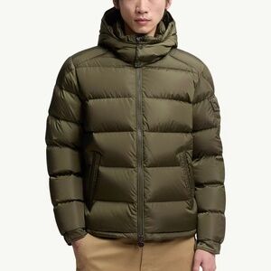 Moncler Maya Matte Short Down Jacket